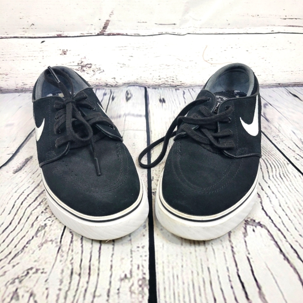 Nike Stefan Janoski shoes